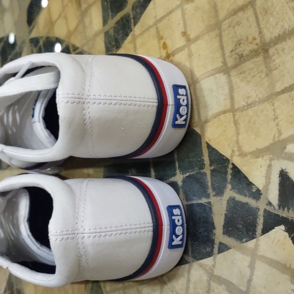 Keds White Canvas Sneakers Size 8.5 - Picture 6 of 6